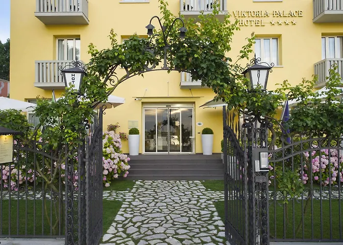 Viktoria Palace Hotel