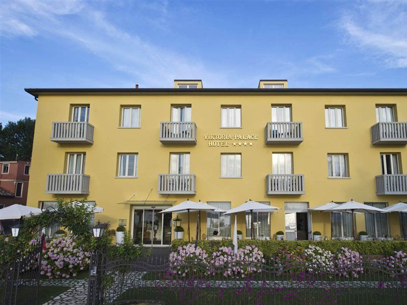 Hotel Viktoria Palace 4*